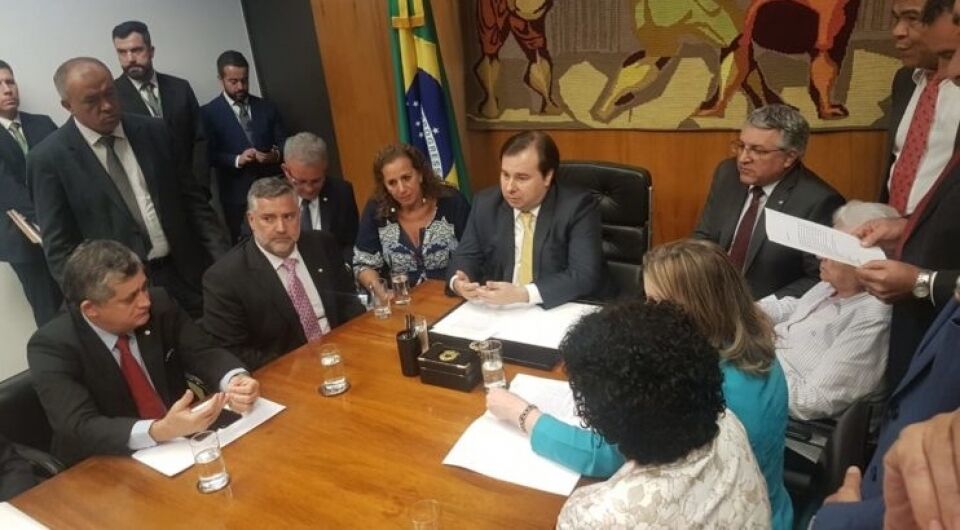 Lula envia carta de agradecimento a Rodrigo Maia
