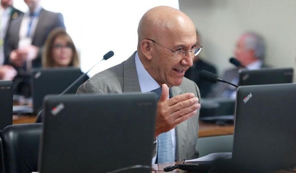 Rádios comunitárias de Ouro Preto e Mirante da Serra recebem outorgas de renovação de concessão