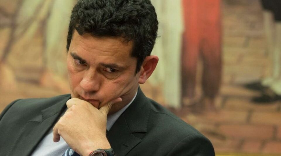 Moro cortas asas do crime e PCC e Comando Vermelho se unem contra o ministro