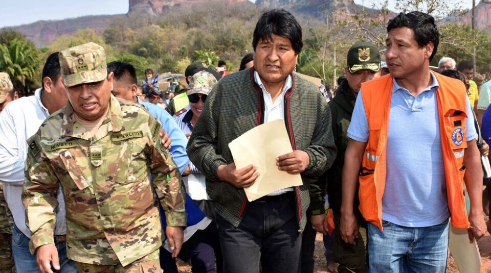 Com 500 mil hectares queimados na Bolívia, Evo Morales fala em 'exploração midiática' de incêndios