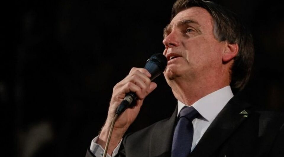 Bolsonaro fará pronunciamento na televisão sobre queimadas