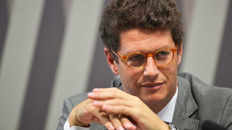 ‘Essa história de que a Amazônia pertence à humanidade é bobagem’, diz Ricardo Salles