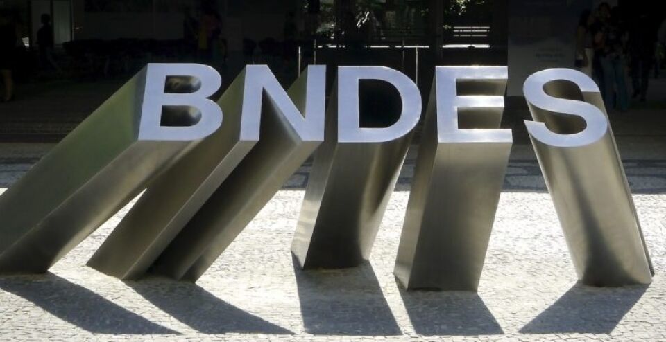 TCU ESTIMA EM 21 BILHÕES TOTAL DESVIADO DO BNDES EM OBRAS NO EXTERIOR