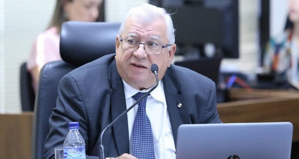 Bolsonaro adia escolha para comando da PGR por tempo indeterminado e vai testar interino