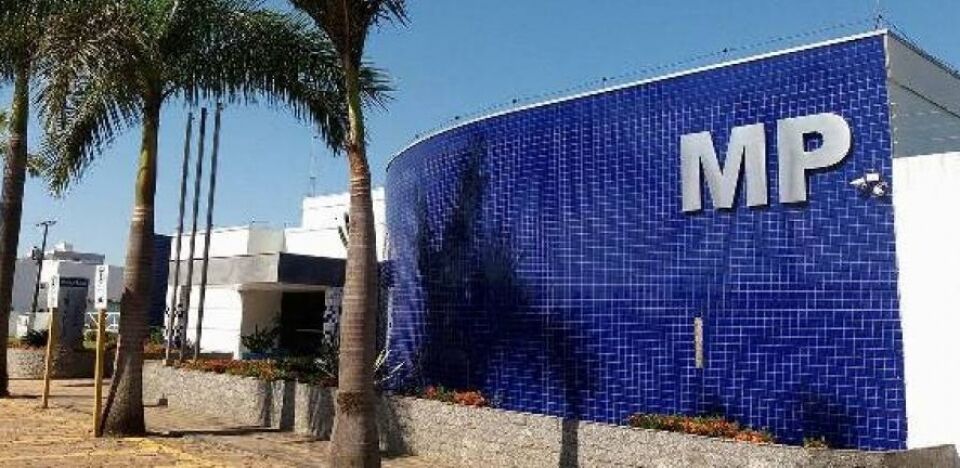 MP pede que quatro ex-presidente e outros devolvam mais de 2 milhões