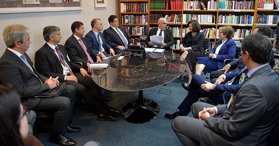 Davi comemora repasse de R$ 1 bilhão para defesa da Amazônia