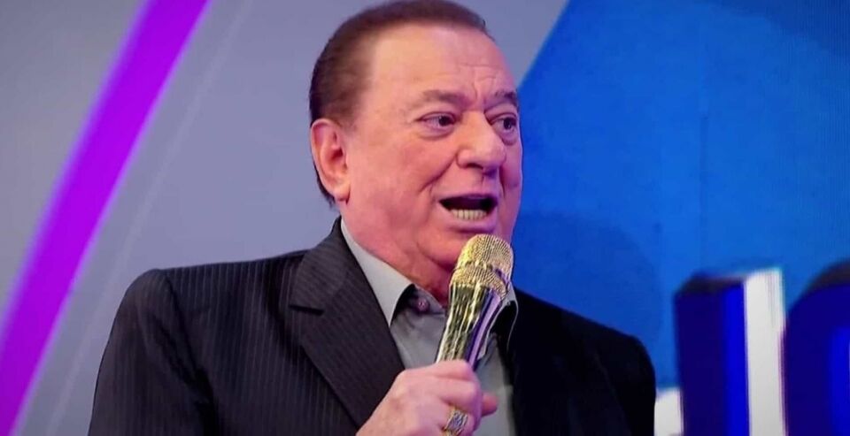 Aos 81 anos, apresentador Raul Gil é internado em São Paulo