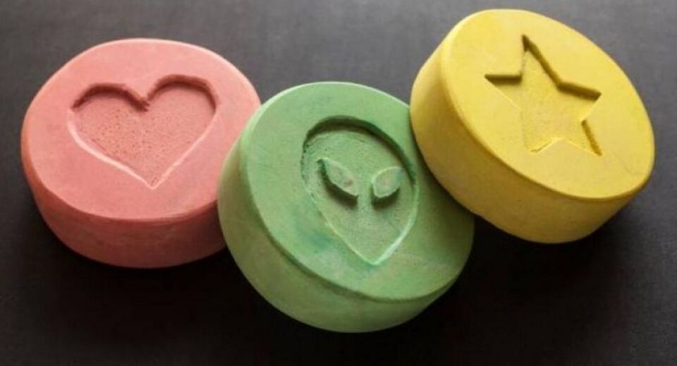 Ecstasy pode tratar alcoolismo e reduzir recaídas, diz estudo