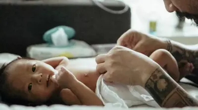 Dr. Carlos González: "Não espere que o seu filho use o penico ou o vaso antes do tempo"