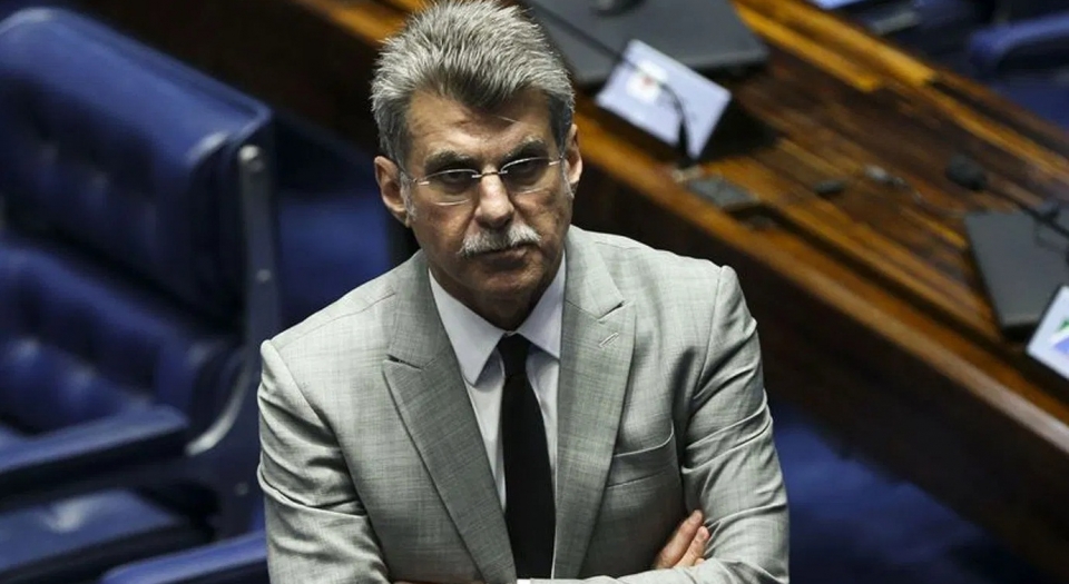 Romero Jucá é chamado de ladrão durante sabatina de embaixador