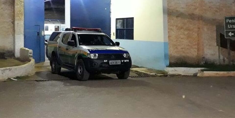 Um morre e cinco presos saem feridos durante tentativa de fuga em massa em presídio da capital