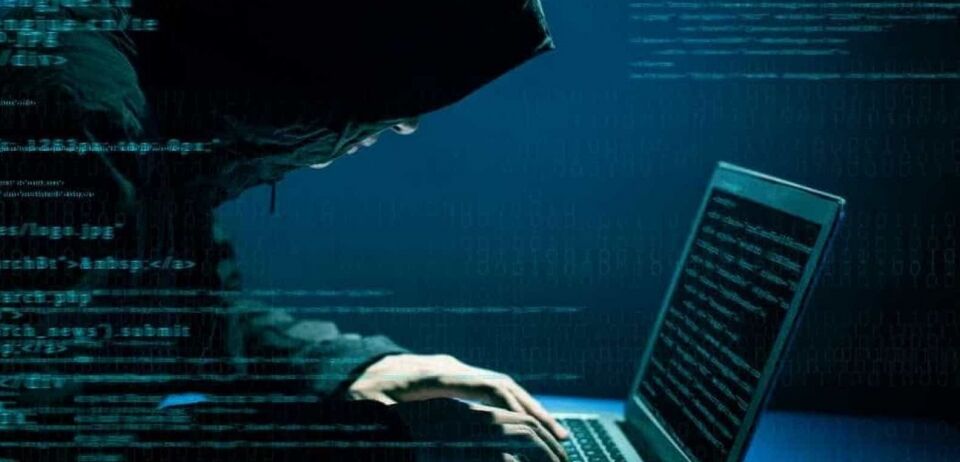 Promotoria apreende R$ 600 mil no apartamento de hacker preso