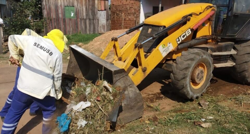 Mutirão no bairro São Sebastião II recolhe mais de 40 caçambas de entulhos