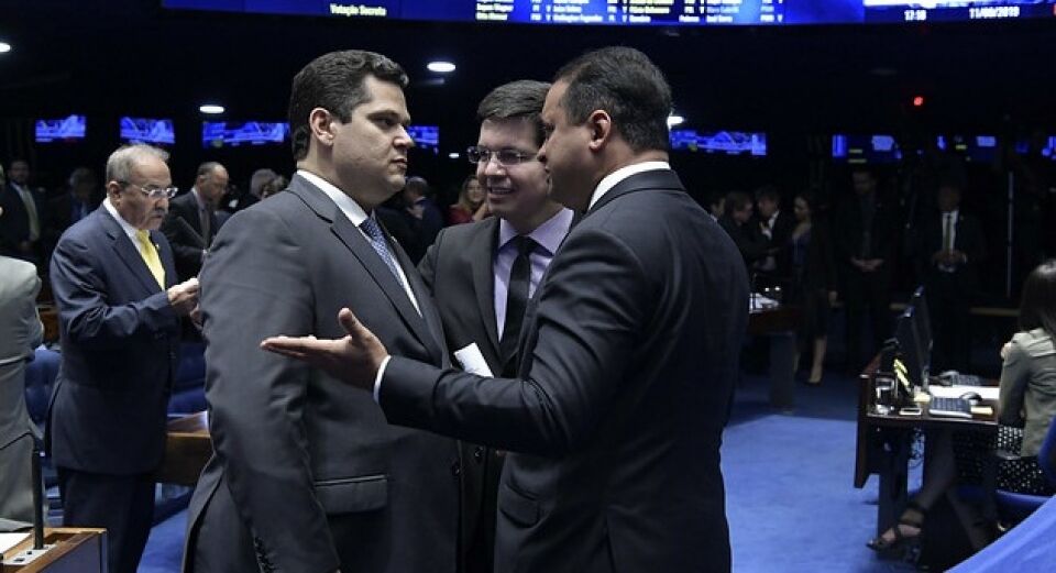 Senado vota brecha para aumentar dinheiro público em campanha eleitoral