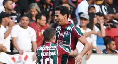Fluminense vence Corinthians com direito a falha de Cássio em Brasília