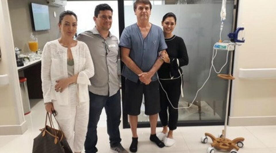 Bolsonaro deixa hospital na zona sul de São Paulo e vai a Brasília