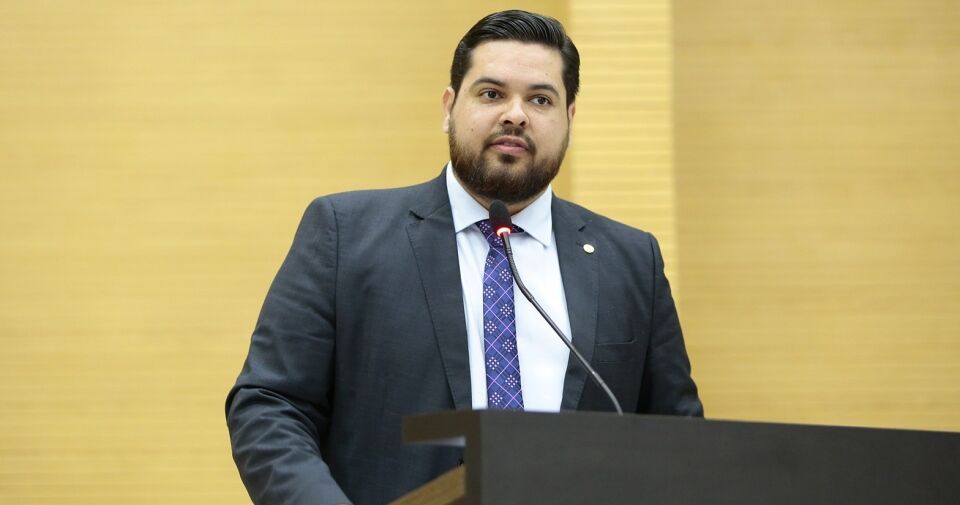 Jean Oliveira concede título de Cidadão Honorário de Rondônia ao comandante Dezival nesta quinta-feira