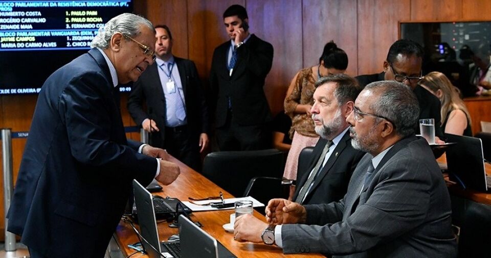 CAS aprova incentivo à admissão de aprendiz por micro e pequena empresa