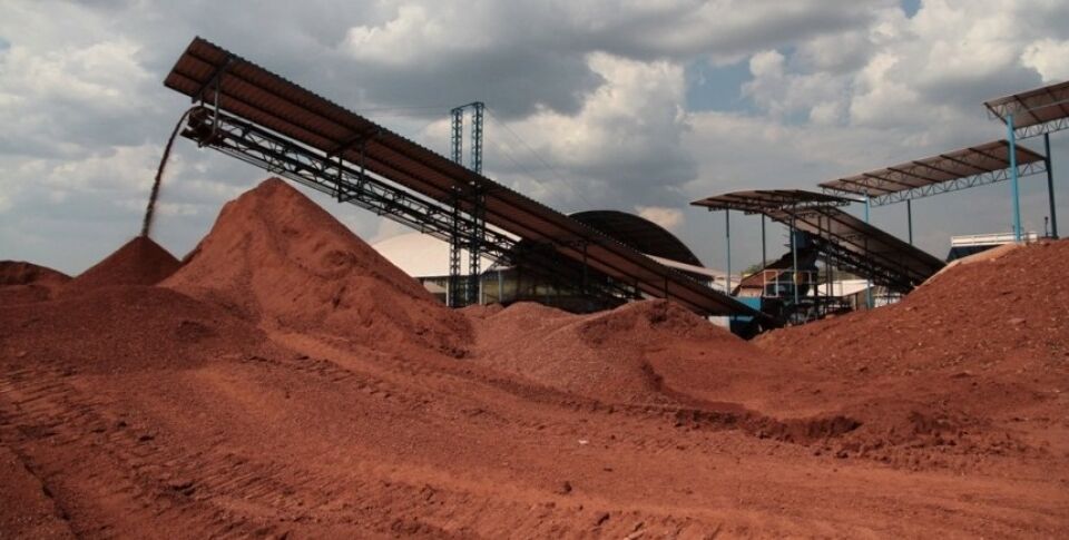 Fruticultor de Ji-Paraná deve aumentar a produtividade após correção do solo com calcário doado pelo governo estadual