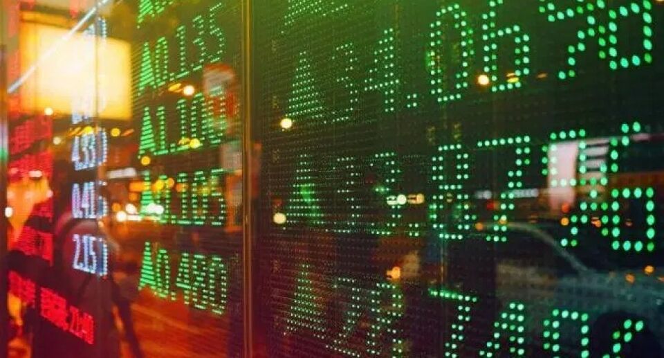 Ibovespa atinge maior pontuação em fechamento semanal da história