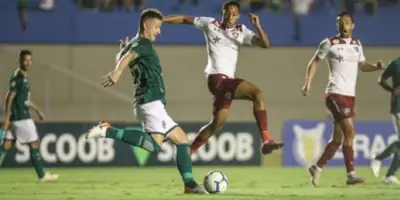 Fluminense joga mal, perde para o Goiás e retorna ao Z4 do Brasileiro