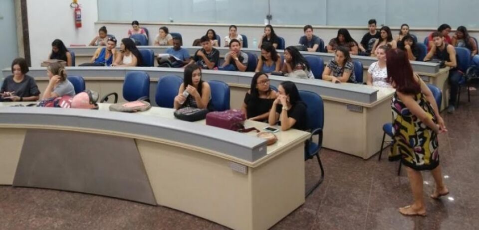 Alunos concluem cursos da Escola do Legislativo