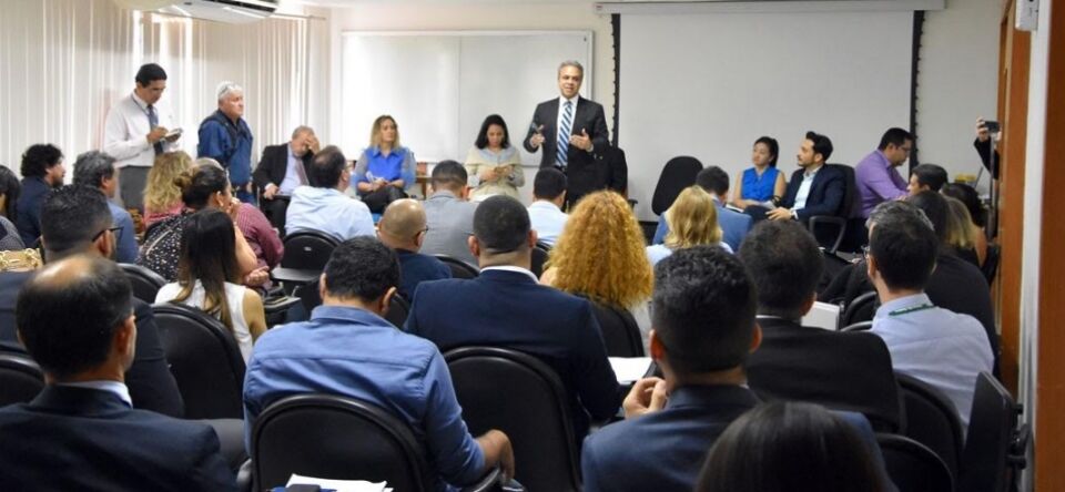 Reunião no TCE debate implantação de ponto eletrônico nas unidades de saúde do Estado de Rondônia