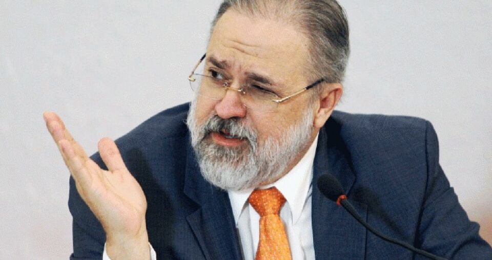 CCJ do Senado sabatina Augusto Aras para PGR