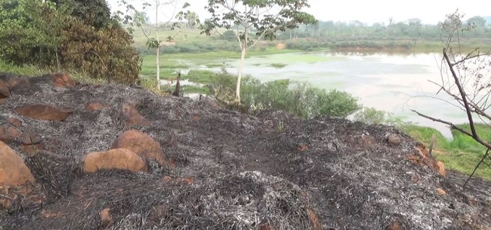 Tocou fogo em área preservada e foi preso