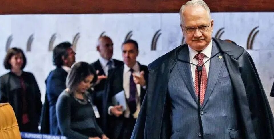Fachin vota contra recurso que pode afetar Lava Jato; sessão é encerrada