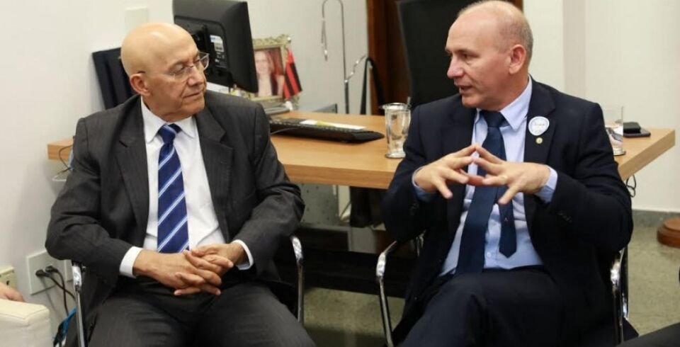 Deputado Ezequiel Neiva e senador Confúcio Moura firmam parceria pela Educação