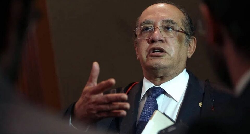 Gilmar Mendes agindo outra vez