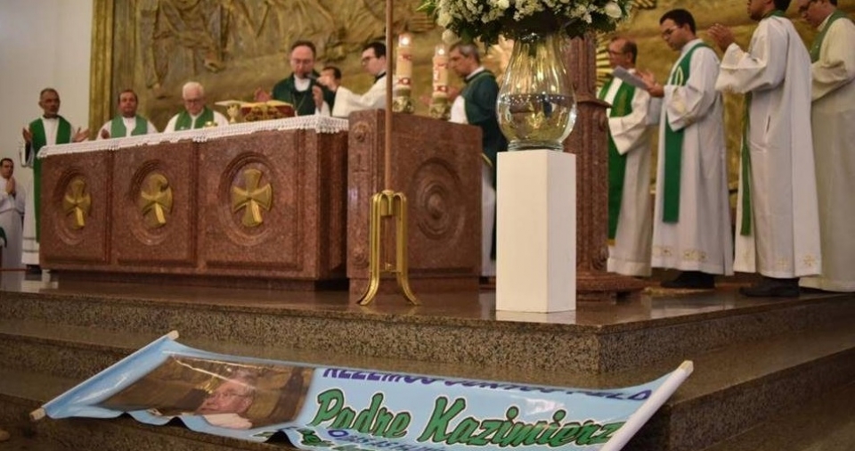 Arcebispo na missa de 7º dia do padre Casemiro: “Não queremos ódio”