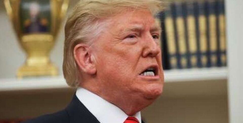 Pesquisa mostra que 45% dos americanos apoiam impeachment