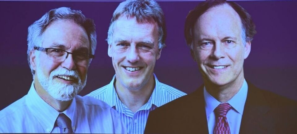 Três médicos ganham o prêmio por descobrirem adaptação de células humanas