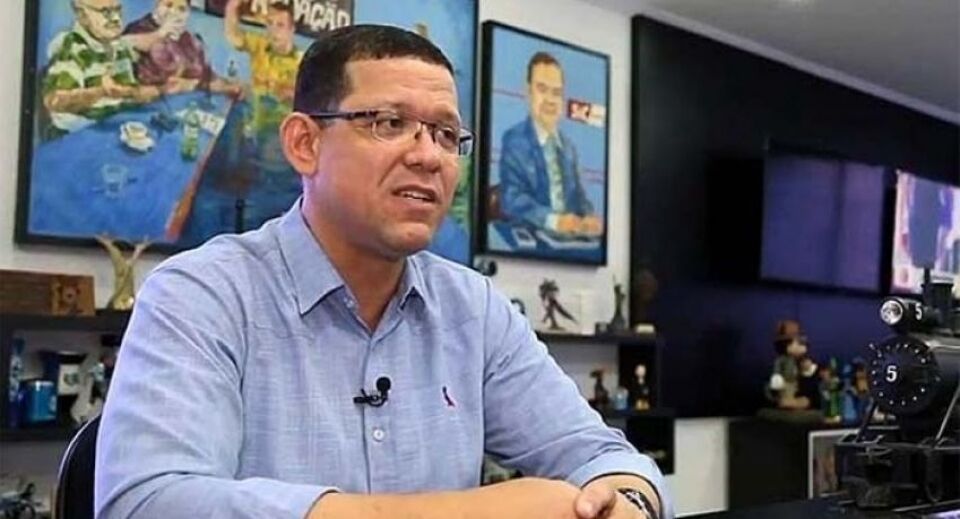Governador estabelece o piso nacional para mais de 13 mil professores