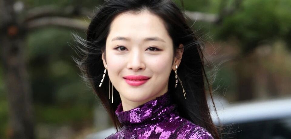 Gravadora de Sulli anuncia velório aberto aos fãs da atriz e cantora de k-pop