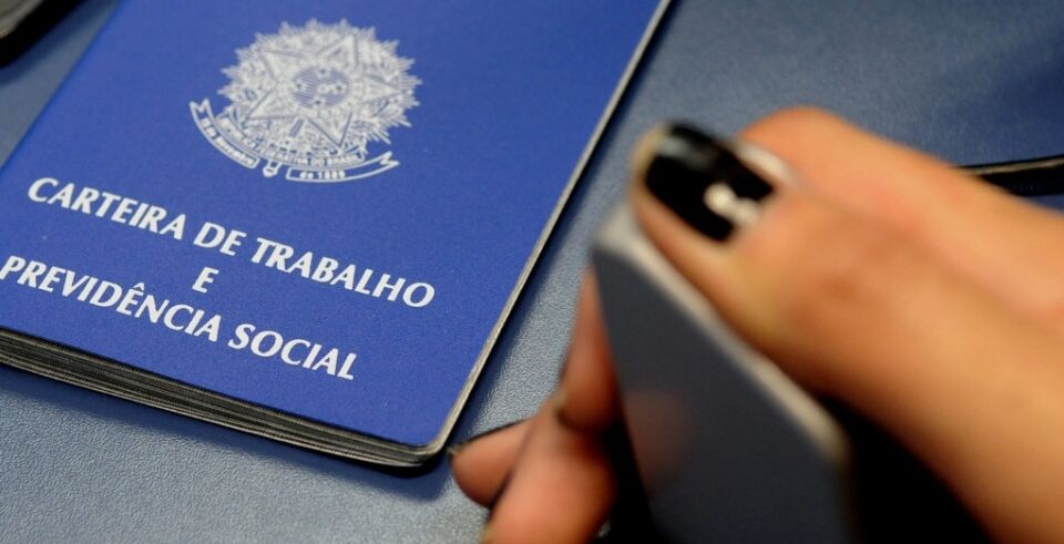 Sine Municipal divulga 33 vagas de emprego para segunda-feira, 21