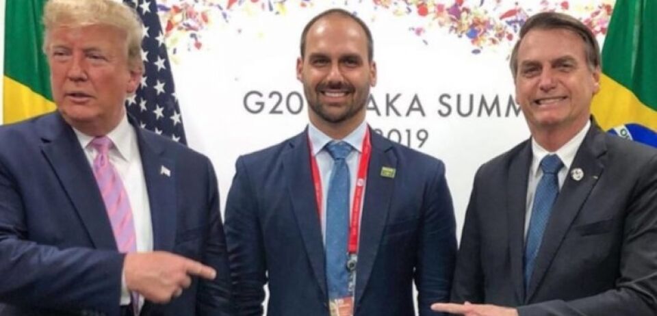 Eduardo Bolsonaro desiste da embaixada nos EUA