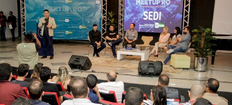 Termina hoje o Forum que atraiu centenas de pessoas em Ji-Paraná
