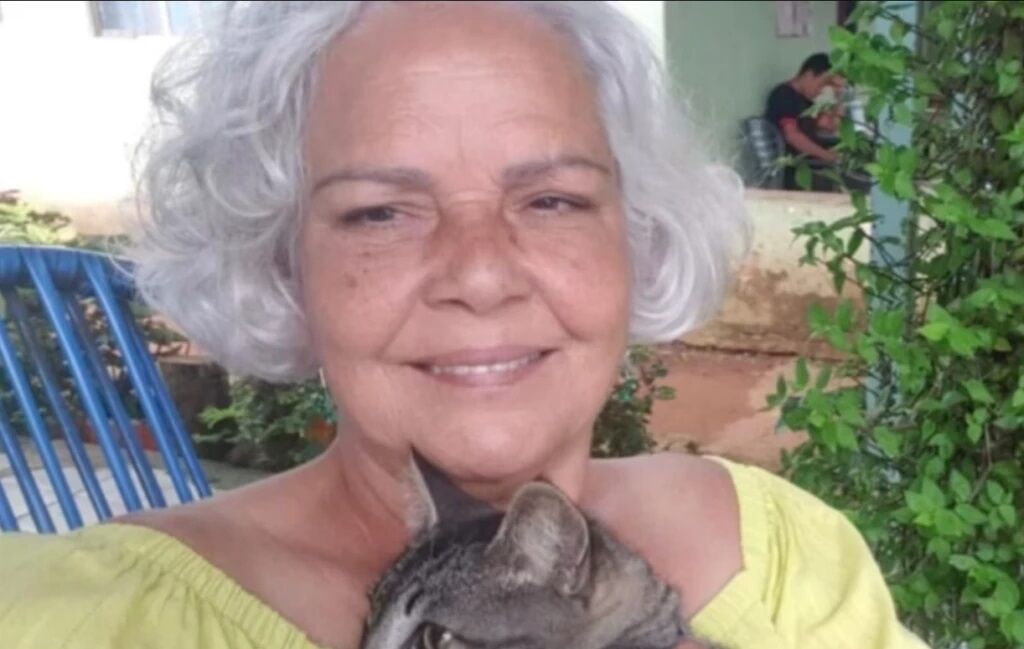 CRUELDADE DE MORAES  - Família de idosa presa no 8/1 se mostra desesperada por ajuda

 