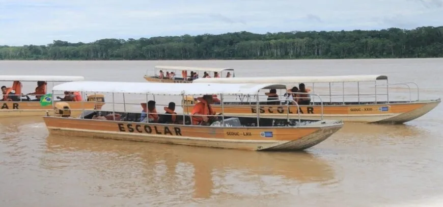 ESTUDANTES RIBEIRINHOS - Recursos para o transporte escolar fluvial são autorizados pela Alero

