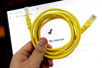 Mais da metade dos brasileiros já deixou de estudar por falta de internet, revela pesquisa