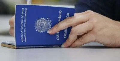 Brasil cria 147,3 mil empregos formais em agosto, menor patamar para o mês desde 2020