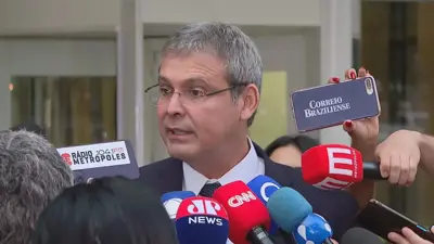 Líder do PT pede ao Supremo o afastamento do governador do RJ