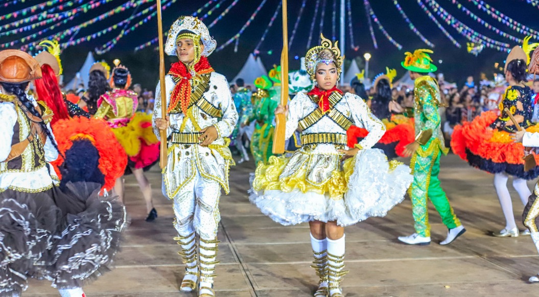 Arraial Flor de Cacto chega à quarta noite com quadrilhas, forró e transmissão ao vivo para todo o estado